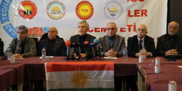 ‘Êrişên li dijî taxên Kurdan ji holêrakirina destkeftiyên Rojava ye”