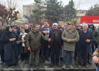 ‘Dewleta Tirk ji aliyekî ve dibêje aştî li aliyê din êriş dike’