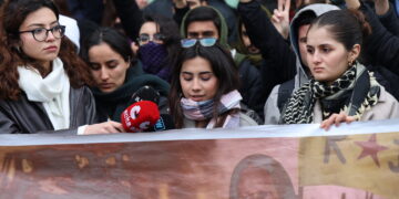 Xwendekarên Dîcleyê êrîşên li ser taxên kurdan şermezar kirin