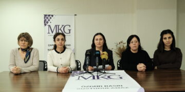 Ji MKG rapora 2025an: Di salekê de 424 binpêkirin qewimîne