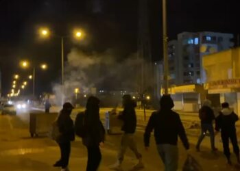 Ciwanan li tax û kolanên Amedê çalakî li dar xistin