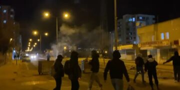 Ciwanan li tax û kolanên Amedê çalakî li dar xistin