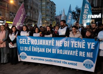 Platforma Şaxên KESKê ya Amedê erîşên li ser Rojava şermezar kir