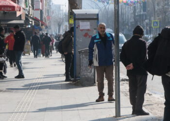 Şêniyên Amedê: Divê em ji bo Rojava bibin yek