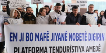 Platforma Tenduristiyê: Deriyan vekin, em xwe bigihînin gel