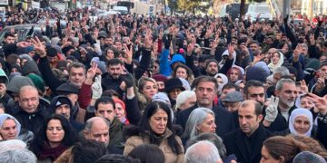 Li Amedê çalakî: Her der Rojava her der berxwedan