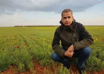 ‘Em ê bi rêxistinbûnê hesabê bipirsin’