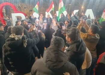 Temamê şewe Başûr seba Rojava lingan ser o bi