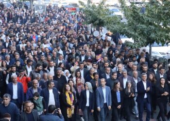 Gelê Êlihê dê sibê ji bo Rojava bimeşe