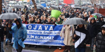 Li Êlihê daxuyanî û meş: Em ê destkeftiyên Rojava biparêzin