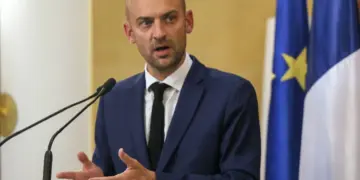 Barrot: Macron ji bo rawestandina êrişan navbeykariyê dike