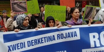 ‘Berxwedana gelan nayê şikandin’