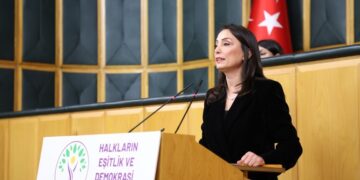 Hatîmogullari: Divê Tirkiye dest ji gefxwarina Rojava berde