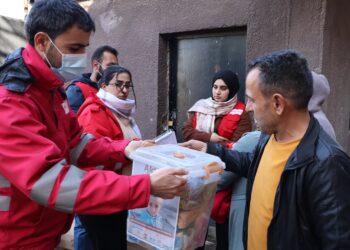 Heyva Sora Kurd a Rojava banga mezinkirina alîkariyê kir