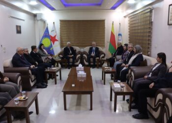 Şandeya KNKê bi şandeya Kurdî ya Hevbeş re civiya