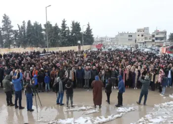 Binê dorpêçkerdene de mitîng