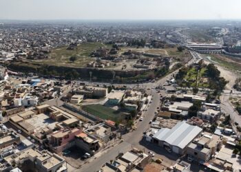 Xelkê Kerkûkê berê xwe da Rojava