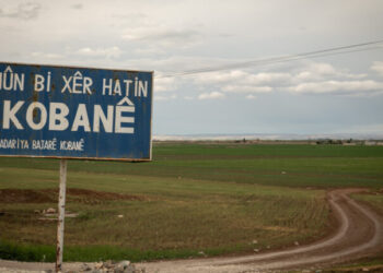 Çeteyê HTŞ’yî cehd kenê ke Kobanî dorpêç bikerê!