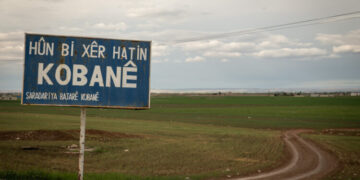 Çeteyê HTŞ’yî cehd kenê ke Kobanî dorpêç bikerê!