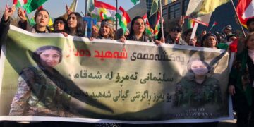 Bi deh hezaran kes li Silêmaniyê bi navê ‘Şehîd Denîz’ meşiyan