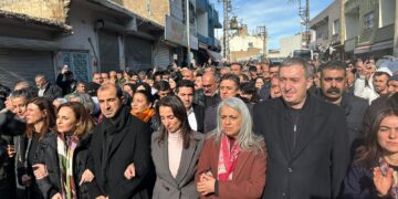 Bi hezaran Bakurî dest bi meşê kirin