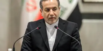 Wezîrê Îranê Abbas Araghchi: Tehran ji şer û muzakereyê re amade ye