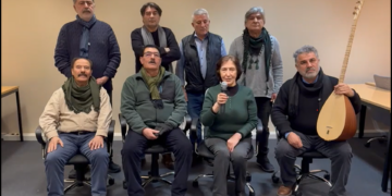 Koma Berxwedan bi stran û peyaman piştgiriyê dide Rojava