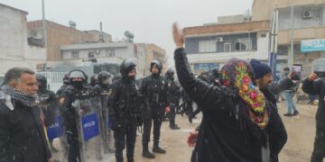 Berxwedana gelê Pirsûsê didome