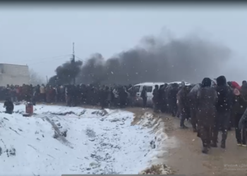 Kobanî li ser sînor li benda Kurdên Bakur in