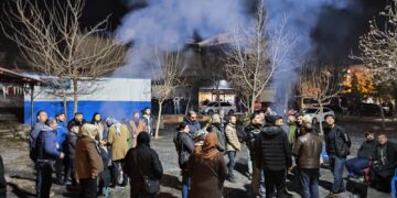 Li Rihayê gel ji bo Rojava li qadan e