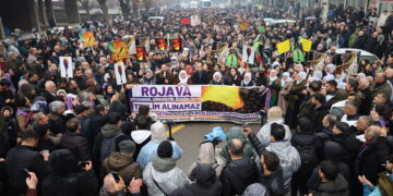 Sibê cîhan li dora Rojava dibe xelek!