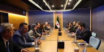 Şandeya Kurd ji bo nîqaşa destûrê dê biçe Şamê