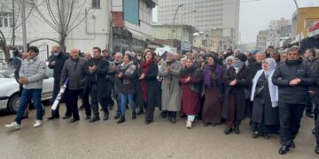 ‘Di bin siya çekan de pirsgirêka Kurd nayê çareserkirin’