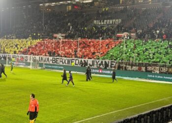 St Pauli: Hamburg ra heta Rojava Berxwedan Jiyan e!