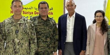Tom Barrack, Mazlûm Ebdî û Îlham Ehmede reyde kom bî