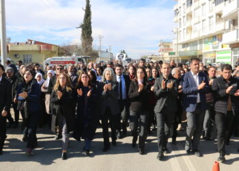 Êrişên li ser Rojava dê sibê li Pirsûsê bê şermezarkirin