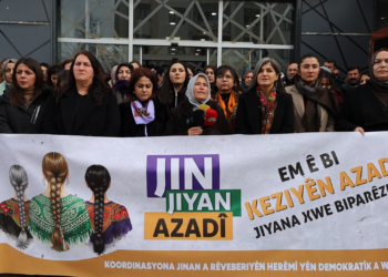 ‘Em ê bi paradîgmaya Abdullah Ocalan li her qadê li ber xwe bidin’