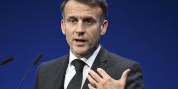 Ji Fransayê hişyariyek tund: Divê rêveberiya Sûriyeyê li dijî Kurdan şer neke