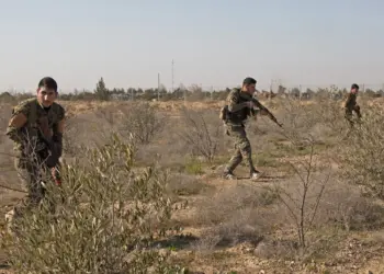 Li derdora Kampa Holê û gundewarên Hesekê êriş didomin