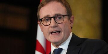 Îngilîstanî ra îdiayêka balkêşe: Rejîmê Îranî amadekarîya remayîşî keno