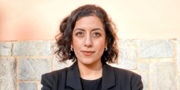 Wezîra Swêdî seba şervananê cinî yê kurdî: Ma şima reyde yê