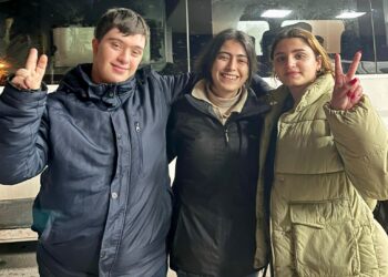 Rojnamevan Zîlan Gul û 13 kes hatin berdan