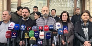 ‘Ji bo gelê Başûr karibe biçe Rojava deriyê Sêmalka vekin’