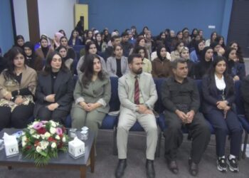 Li Ranye semînera ‘Roja Zimanê Dayikê’ hat lidarxistin