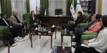 Şandeya Fransayê: Em ji bo mafên Kurdan biparêzin li vir in