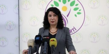 ‘Gere gamê şênberî bierzîyê, Birêz Ocalan azad bibo’