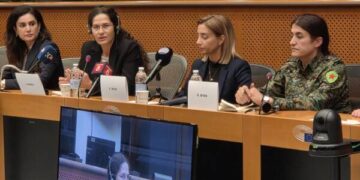 Endamanê YE’yê Îlham Ehmed û Rohilat Efrîn goştarî kerdî