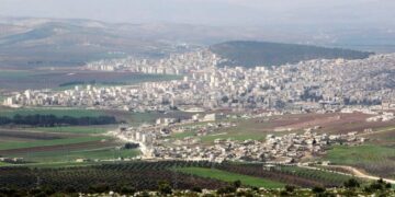 Koçberê Efrînî agêrayîşêk bi ewle wazenê