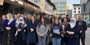 Bertek nîşanî binçavkirina ESPiyan dan: Divê binçavkirî bilez bên berdan