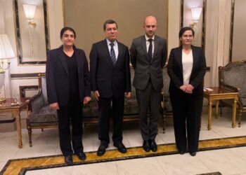 Heyeta Rojava bi Wezîrê Karên Derve yê Fransayê re civiya